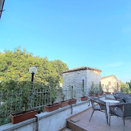 Hotel San Francesco E Il Lupo Gubbio Exterior photo
