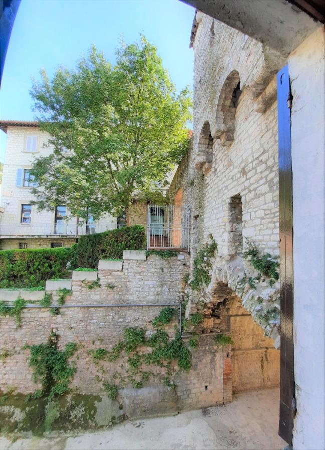 Hotel San Francesco E Il Lupo Gubbio Exterior photo