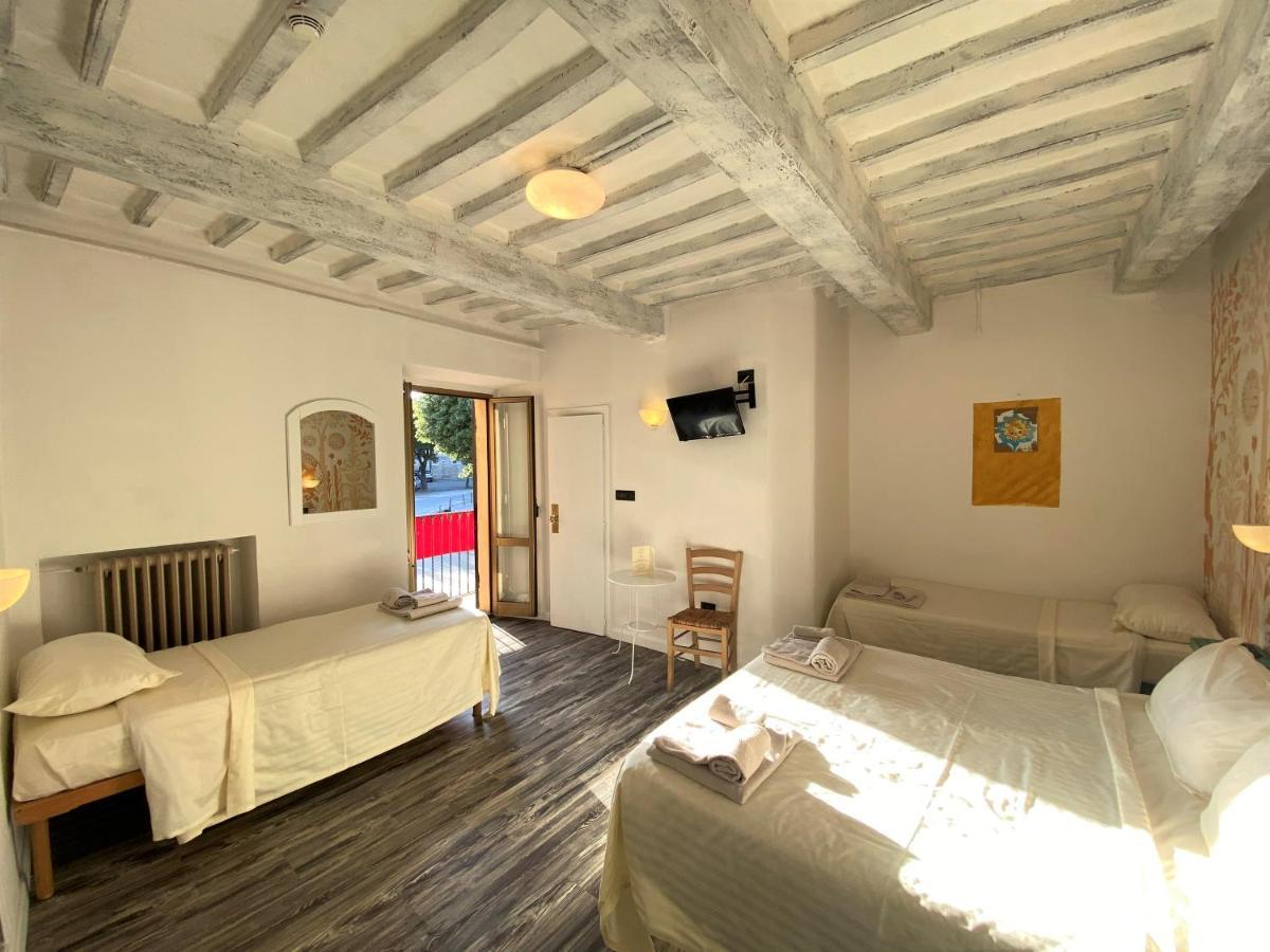 Hotel San Francesco E Il Lupo Gubbio Exterior photo